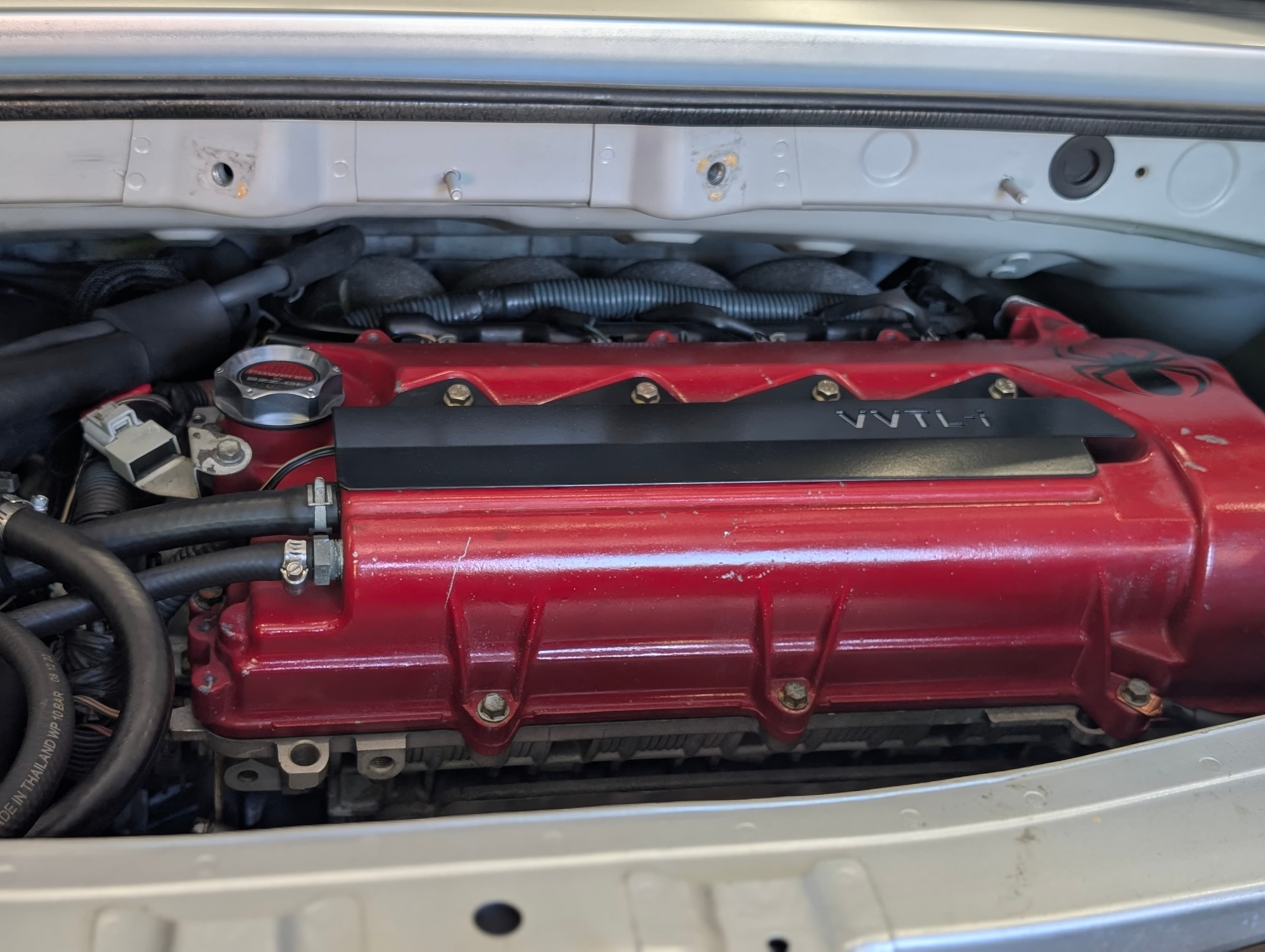 VVT-i engine valve cover closeup